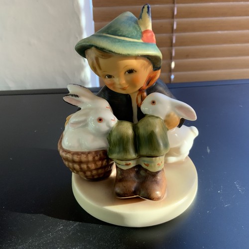 Humel boy and white - humel,