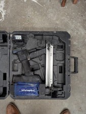 rawlplug sc40 nail gun - cordless battery operated - charger and carry case