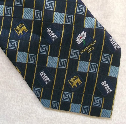Cricket tie mens necktie retro - cricket,