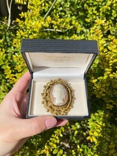 Boxed Antique Roll Gold Shell