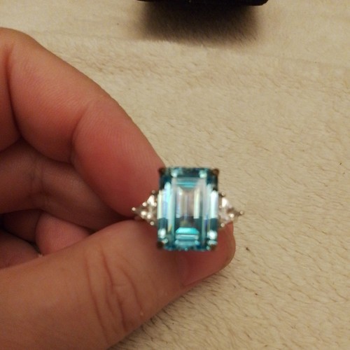 Natural emerald cut aquamarine - emerald,