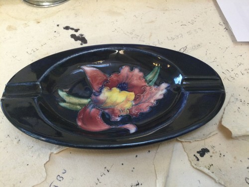Moorcroft iris pattern ashtray - iris,