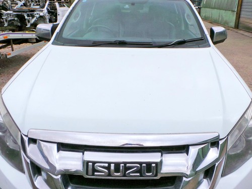 Isuzu max bonnet hood - isuzu,