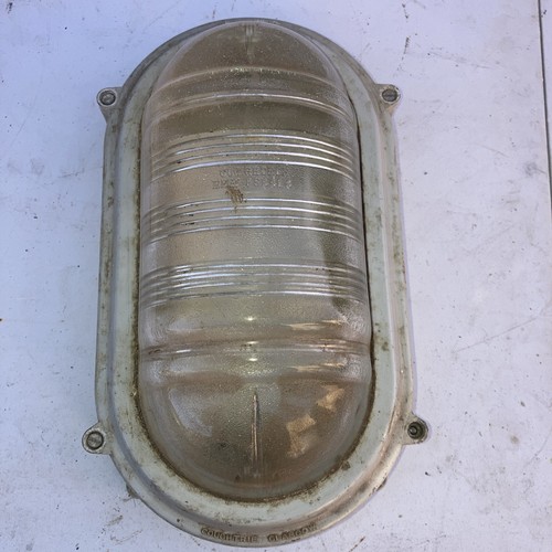 Coughtrie sp10 bulkhead lamp - sp10,