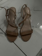 Carvela Women Nude Small Heel Shoes Brand New Without Box