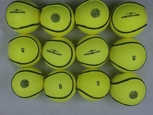 Hurling wall balls - hurling,