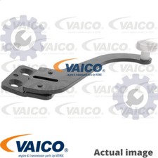 ROLLER GUIDE SLIDING DOOR FOR