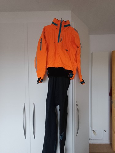 Peak explorer one piece - explorer,