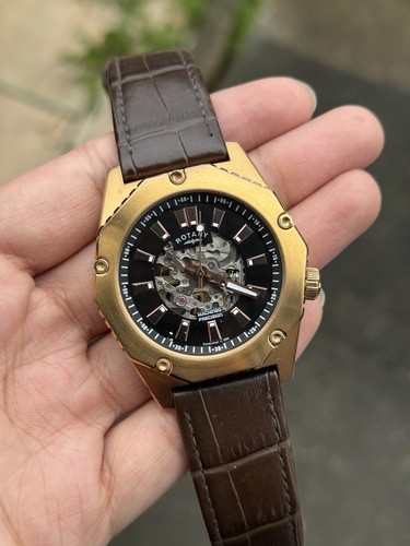 Rotary skeleton automatic rose - rotary,
