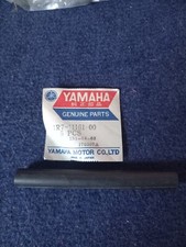 NOS Yamaha IT250 ,DT250 Cylinder Head Rubber Absorber, 1R7-11161-00