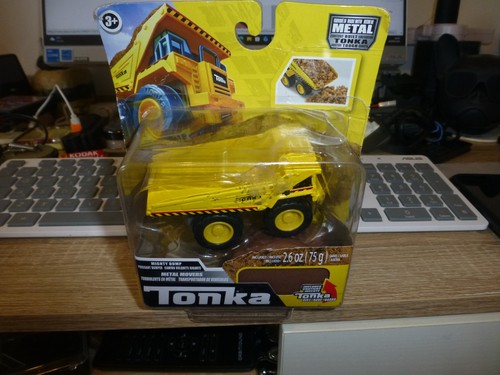 Tonka metal dump truck still - dump, truck.
