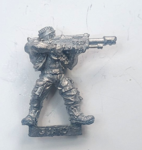 Catachan jungle fighter with - jungle,