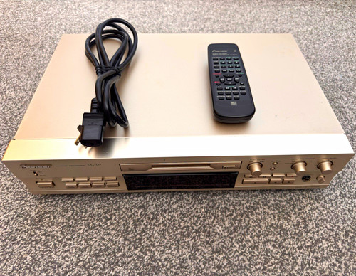 Pioneer minidisc player - minidisc,