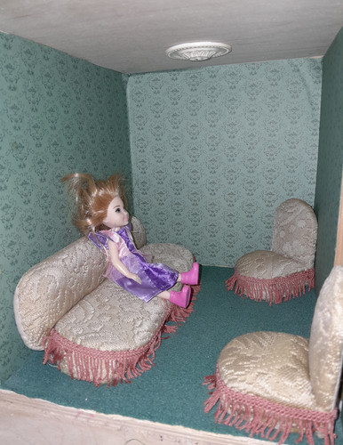 Vintage dolls house - dolls, 2