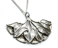 Vintage 1989 dust jewellery - dj,