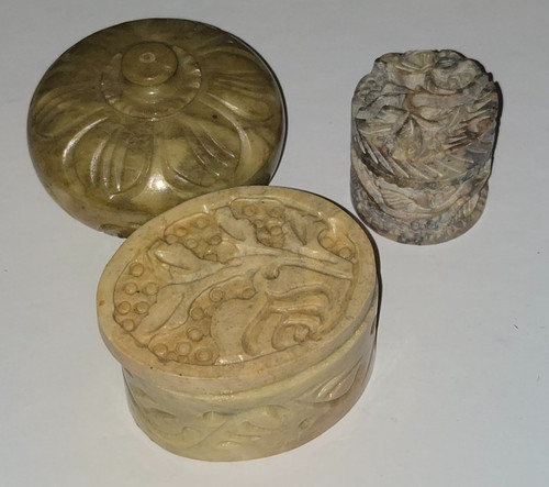 Vintage soapstone lidded - x,