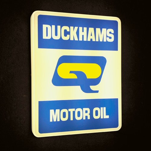 Duckhams motor oil illuminated - motor,