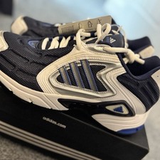 Adidas Vika J ‘04 / Vintage Y2K Trainers