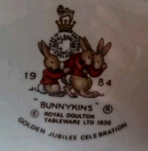 Royal doulton bunnykins golden - doulton,