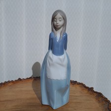 Nao By Lladro Figurine "Constance" #1120 Young Girl 24cm High