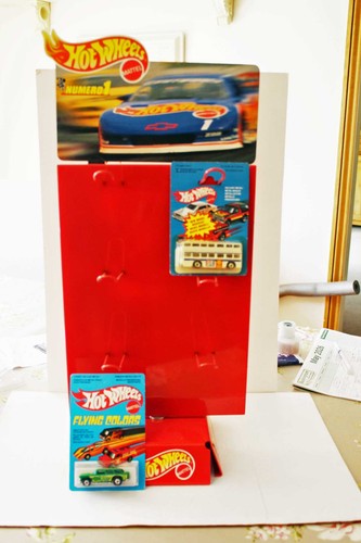 Hot wheels table top shop - table,
