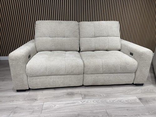Dfs una seater - una,