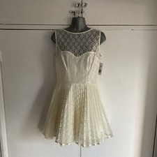 Jones And Jones Stunning