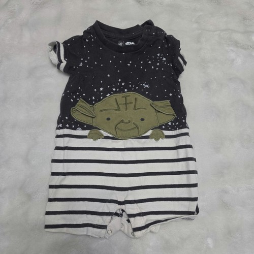 Baby gap star wars - star,