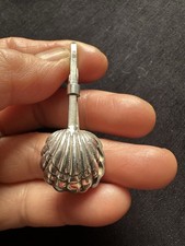 Vintage Hallmark Sterling Silver Seashell Shape Napkin Holder Clip