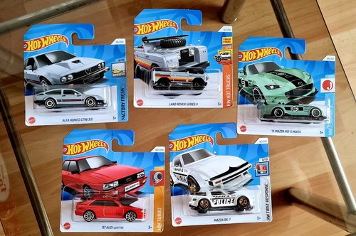 Hot wheels alfa romeo - hot,