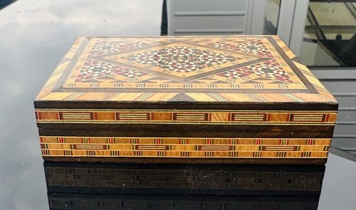 Beautiful marquetry inlaid - marquetry,