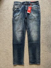 Diesel Men’s LARKEE BEEX Tapered Jeans Regular Fit Mid Waist Button Fly Blue W33