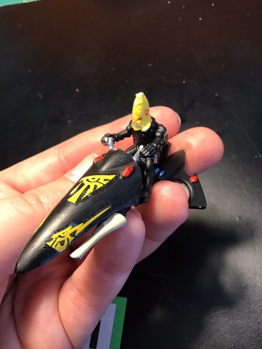 Eldar jetbike painted - q,