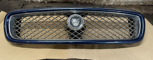 Jaguar type 2009 front - 2.2d,