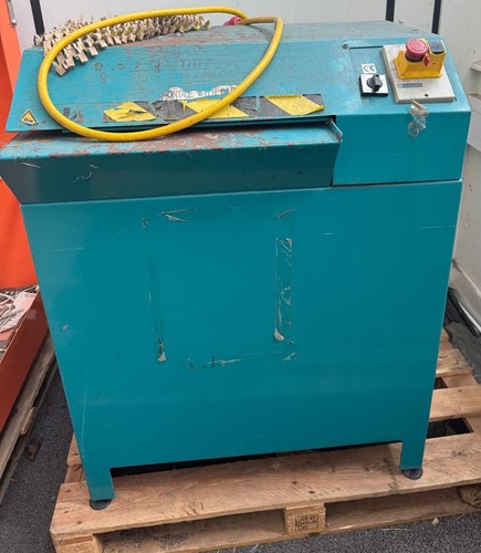 Cardboard shredder waste void - cardboard,