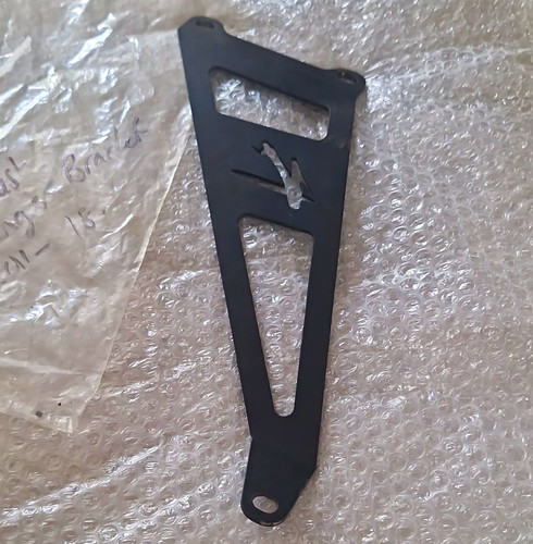 Kawasaki zx10r exhaust hanger - kawasaki,
