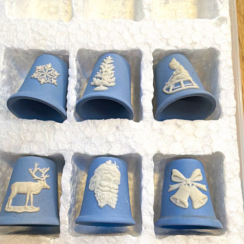 Wedgwood blue white ceramic - wedgwood,