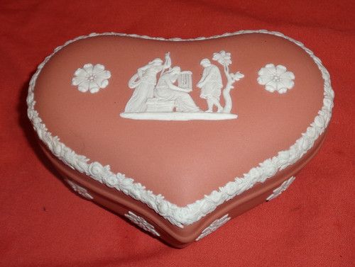 Wedgwood jasperware pink white - wedgwood,