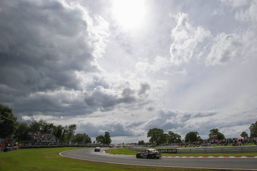 British touring car oulton - car,