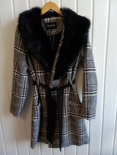 Parisian Slight Wrap Over Black & White Coat With Faux Fur Collar Size 10 FO