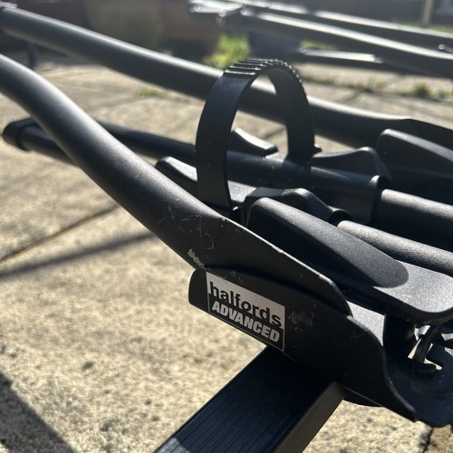 Halfords roof mounted - , bike