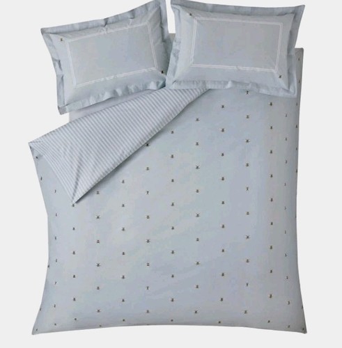 Sophie allport bees - allport,