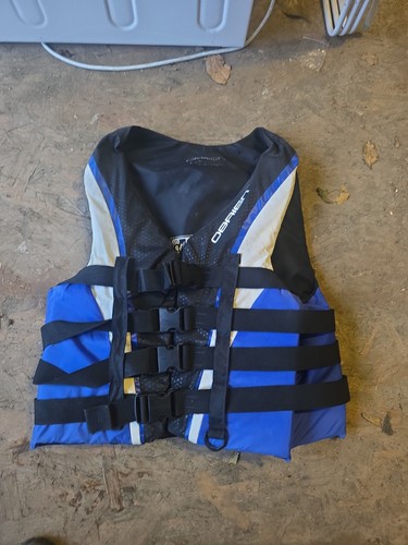 Obrien life jacket jetski - life,