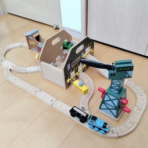Thomas wooden railway brendam - wooden,