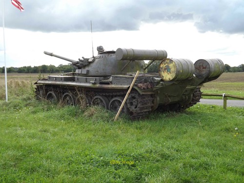 Photo 6x4 military vehicle - photo, at