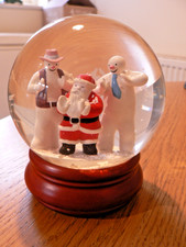 A STUNNING COALPORT  THE SNOWMAN "LINE DANCING"  SNOW GLOBE