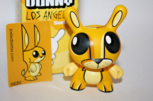 Kidrobot dunny 2005 joe - kidrobot,