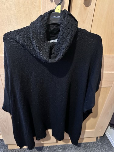 Ladies black poncho knitted - black,