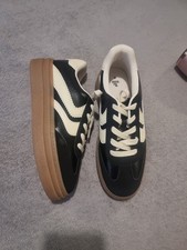 NEW Ladies Size 6 Black TU Trainers Material