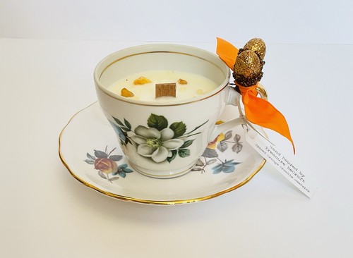 Vintage teacup candle - teacup, candle–